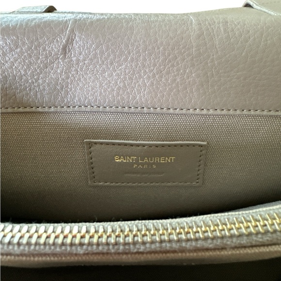 Saint Laurent Muse II leather crossbody bag
Good condition, shape has relaxed - Picture 6 of 8